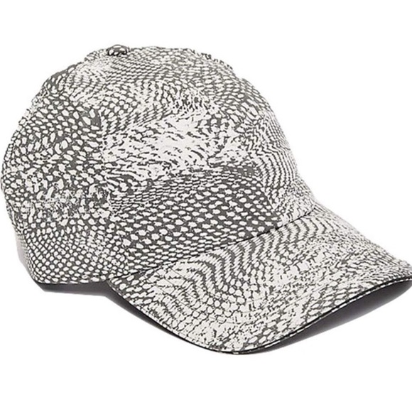 lululemon athletica Accessories - NWT lululemon baller hat